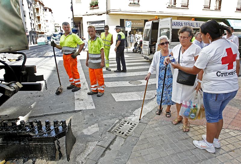 Cruz Roja lleva a cabo una campaña preventiva contra los efectos del calor.