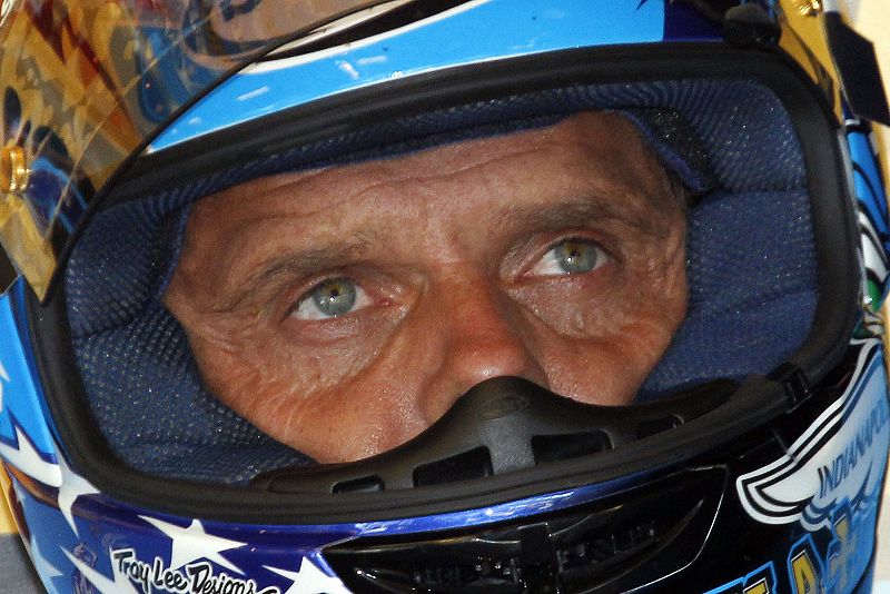 Estos ojos, los de Loris Capirossi, ya han visto de todo en el Mundial.