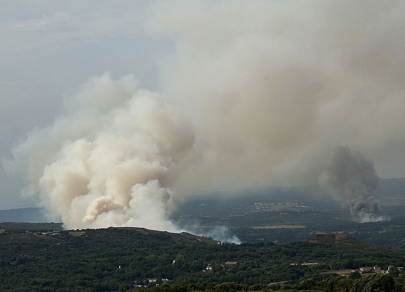 INCENDIO EN CONCENLLO DE LAZA