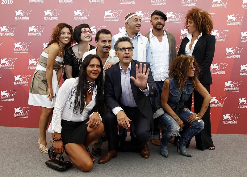 El actor Turturro, director de "Passione", fuera de competición en la Mostra de 2010