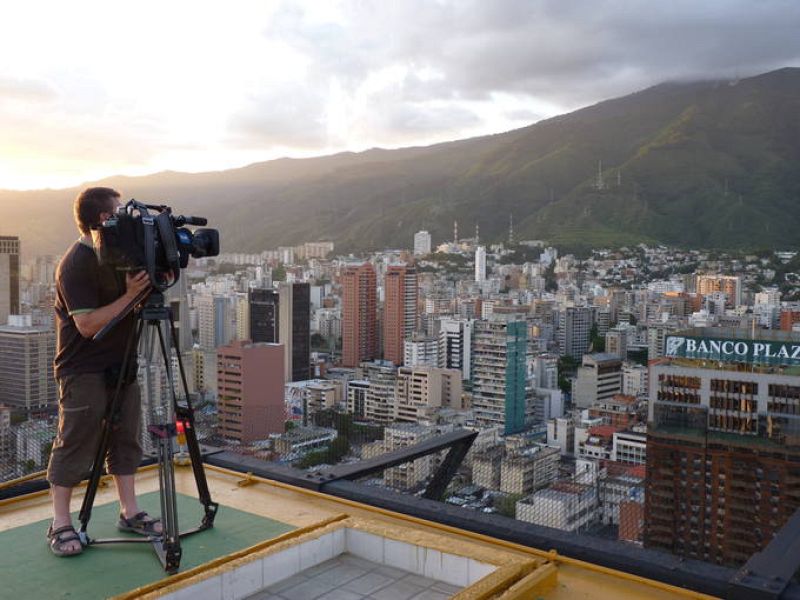 En Portada en Venezuela: Esperanza y fracaso. Albúm de viaje