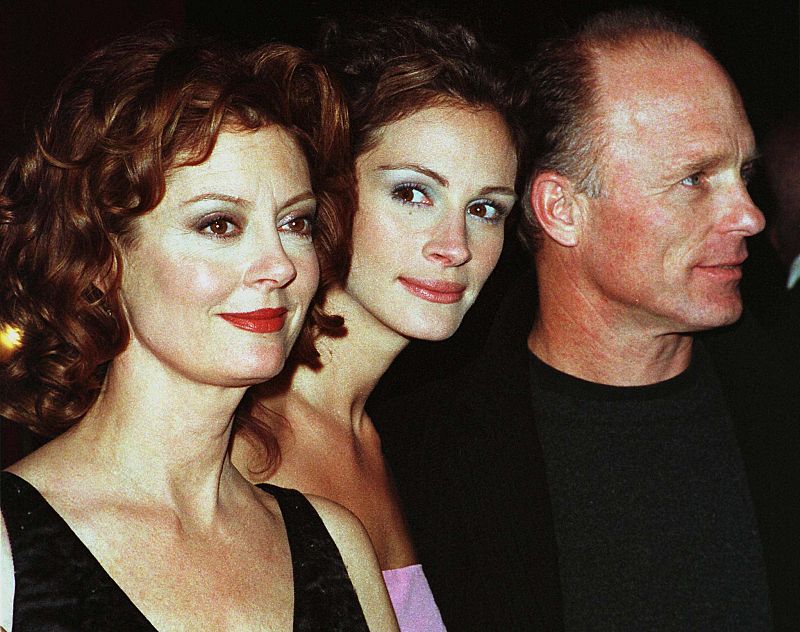 Susan Sarandon, Ed Harris y Julia Roberts, en la presentación de 'Quédate a mi lado' (1998)