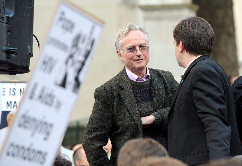 MILES DE PERSONAS PROTESTAN EN LONDRES CONTRA LA VISITA DEL PAPA