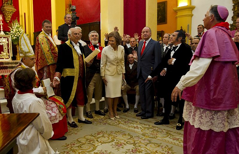 LOS REYES LLEGAN A SAN FERNANDO PARA CONMEMORAR EL NACIMIENTO DEL PARLAMENTO