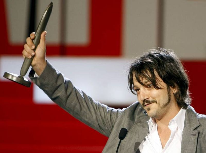 LA BRITÁNICA "NEDS" Y EL CHILENO RAÚL RUIZ TRIUNFAN EN SAN SEBASTIÁN