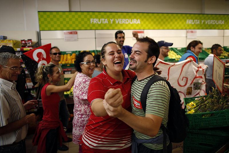 Piquetes bailando en Málaga