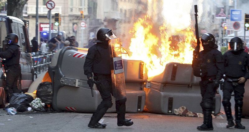 DISTURBIOS DURANTE LA HUELGA GENERAL EN BARCELONA