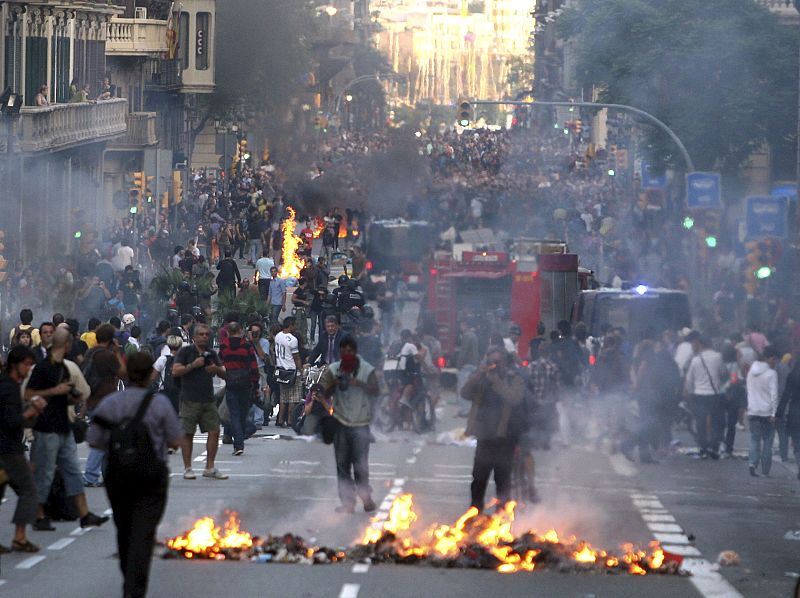 DISTURBIOS DURANTE LA HUELGA GENERAL EN BARCELONA