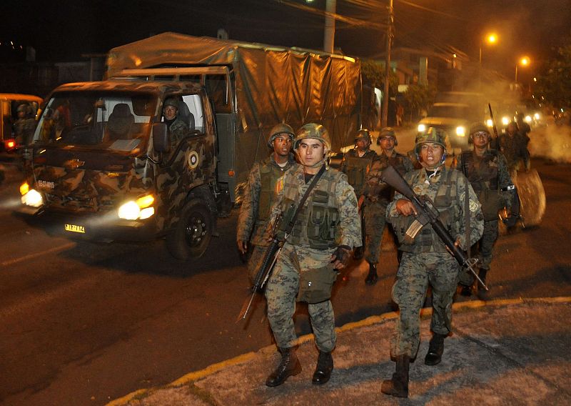 Soldados del Ejército ecuatoriano