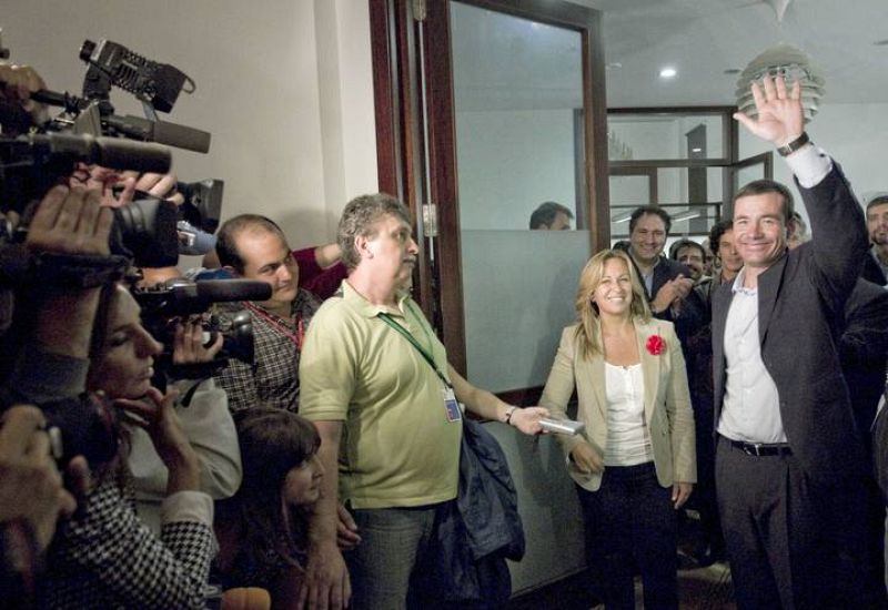 TOMÁS GÓMEZ GANA EN PRIMARIAS SOCIALISTAS MADRILEÑOS A CANDIDATA DE ZAPATERO