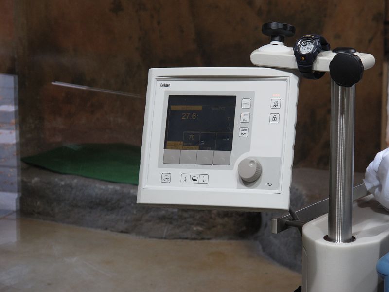 La incubadora registra todos los datos ambientales para el cuidado de los pequeños