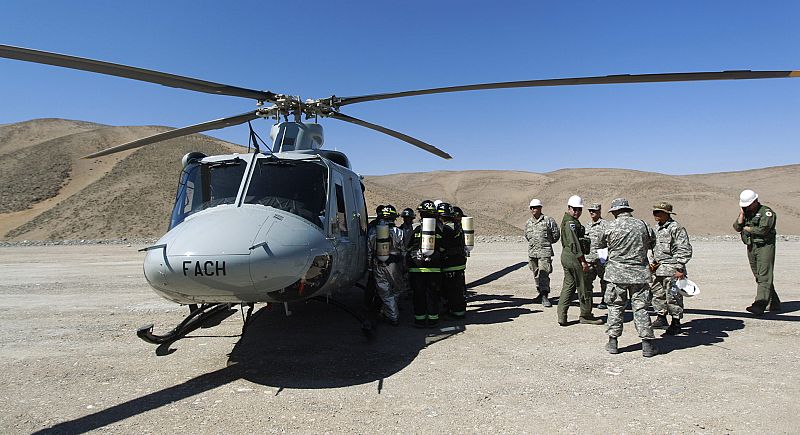 CONTINÚAN LAS LABORES DE RESCATE DE LOS MINEROS EN CHILE