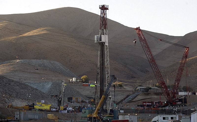 EL RESCATE DE LOS MINEROS CHILENOS COMENZARÁ EL PRÓXIMO MARTES