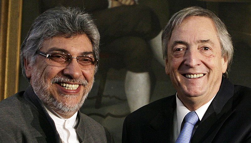 Néstor Kirchner junto al presidente de Paraguay, Fernando Lugo, este pasado 2 de junio