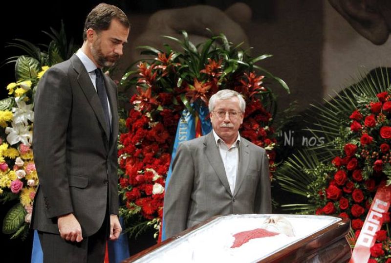 CAPILLA ARDIENTE DE MARCELINO CAMACHO