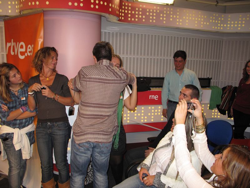 Juanes, durante el encuentro con fans en RTVE.es