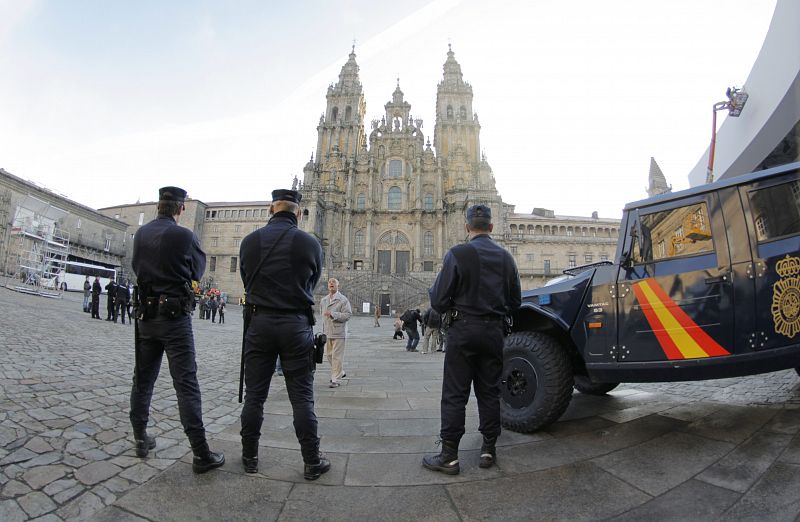 PREPARATIVOS PARA LA VISITA DEL PAPA A SANTIAGO DE COMPOSTELA