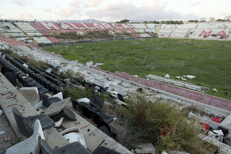 Vista del estadio de fútbol Lluis Sitjar, inaugurado en 1945 y que fue el estadio oficial del RCD Mallorca hasta 1999, año en que se trasladó a Son Moix.