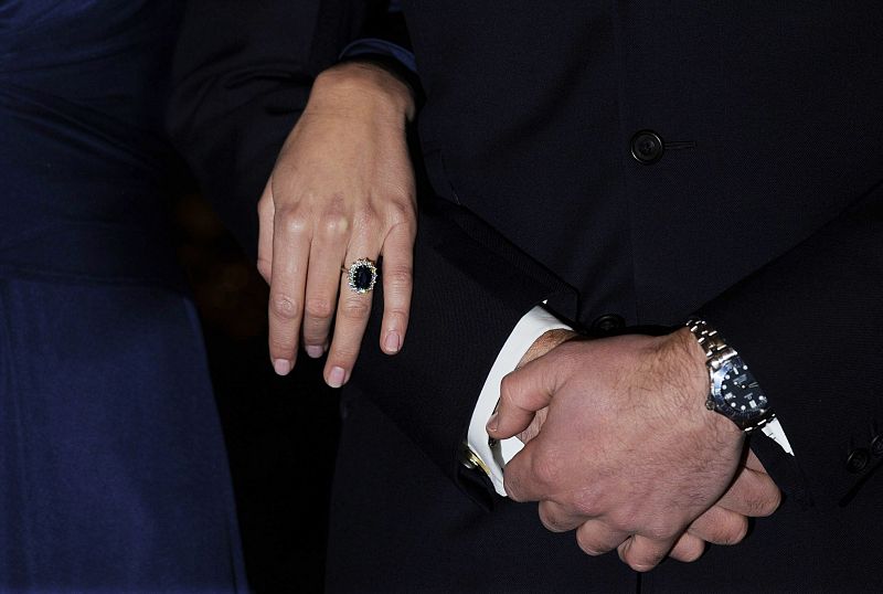 El príncipe Guillermo ha regalado a su prometida el anillo de Lady Di
