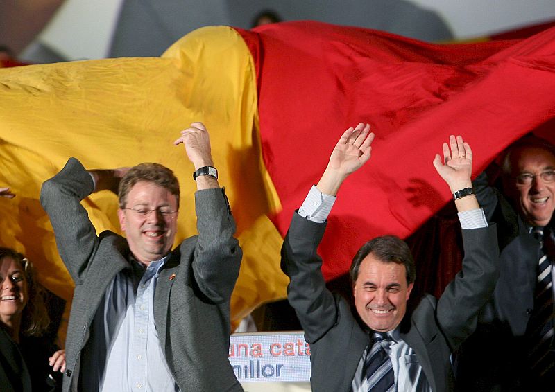 Mitin del candidato de CiU a la Generalitat, Artur Mas, en Tortosa (Tarragona)