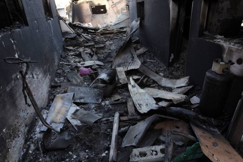 Corea del Norte disparó decenas de proyectiles de artillería en el ataque a la isla surcoreana de Yeongpyeon. 