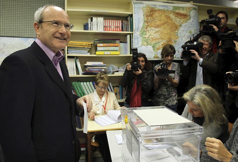 Montilla llama a la participación para tener "un gobierno más fuerte"