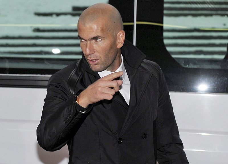 El ex futbolista francés Zinedine Zidane, uno de los embajadores de la candidatura de Qatar