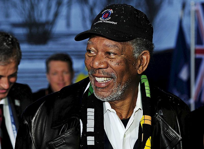 Morgan Freeman dio que hablar al equivocar los papeles