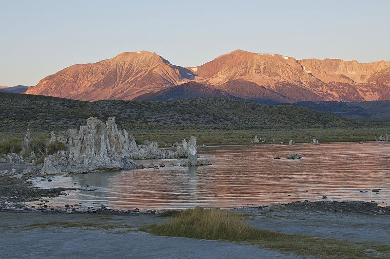 Los científicos de la NASA explican que la bacteria hallada en este lago abre la posibilidad a que existan formas de vida en planetas en los que se pensaba que era imposible encontrar organismos vivos