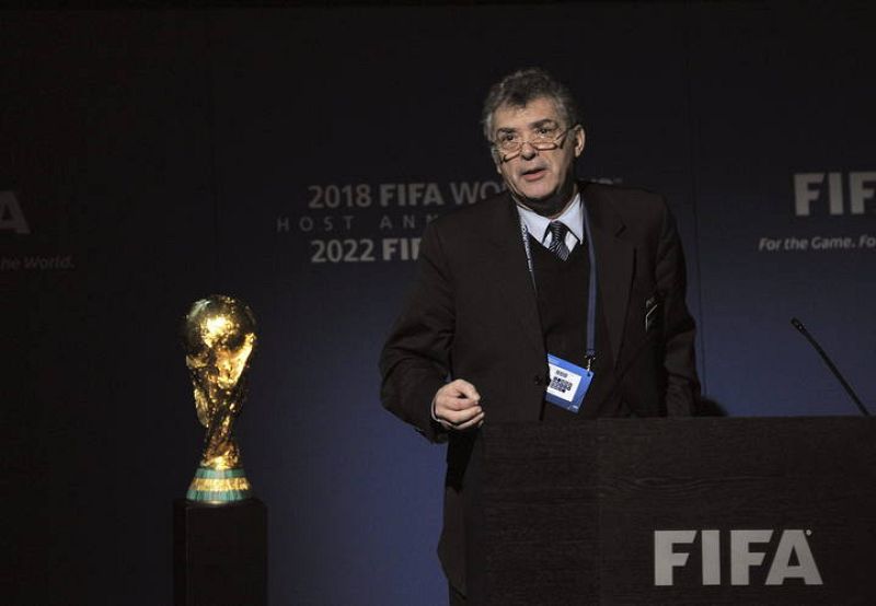 El presidente de la Federación Española de Fútbol, Ángel María Villar, se dirige al Comité Ejecutivo de la FIFA en Zúrich