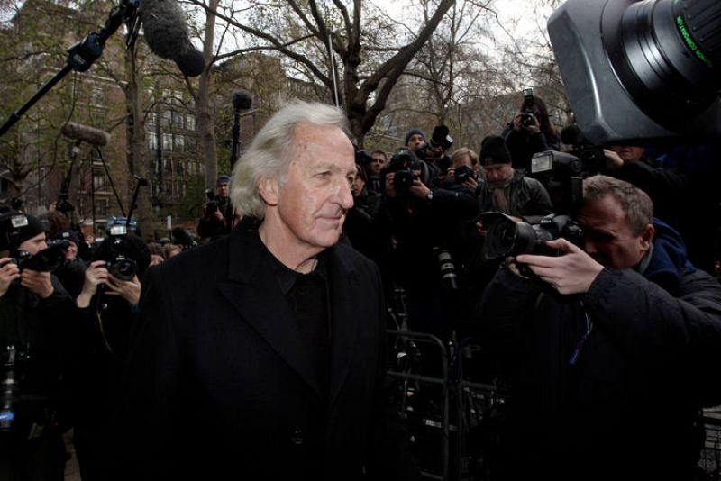 El periodista de investigación John Pilger, otro de los prominentes activistas en favor del fundador de Wikileaks.