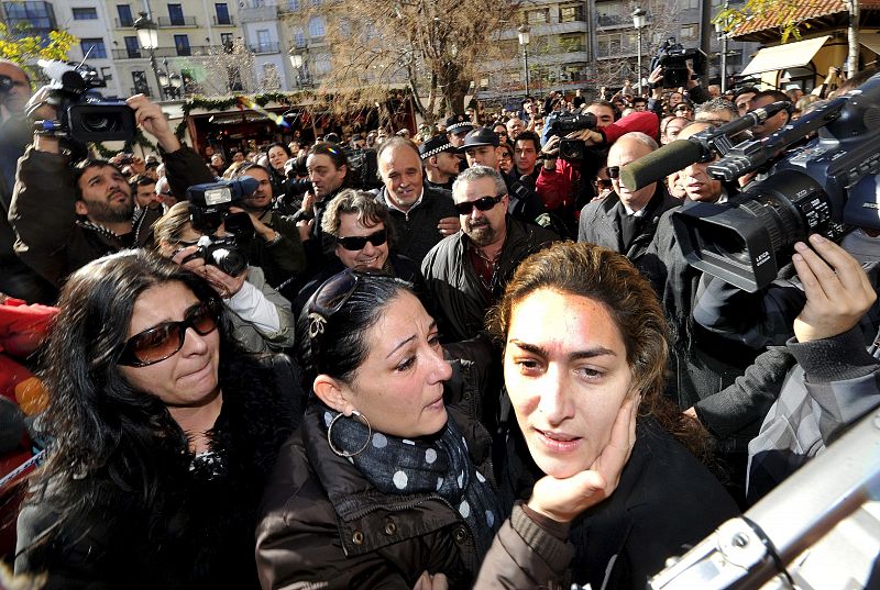 ABRE LA CAPILLA ARDIENTE EN EL TEATRO ISABEL LA CATÓLICA DE GRANADA