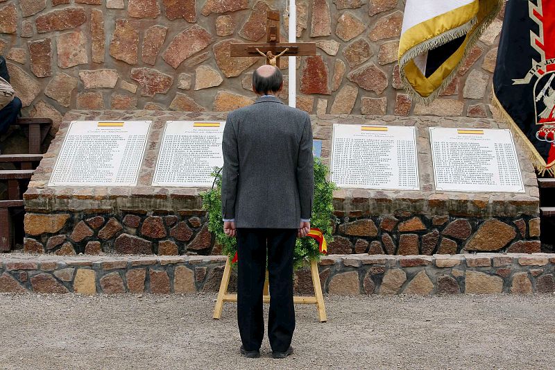 Rubalcaba en un acto de homenaje en la base española