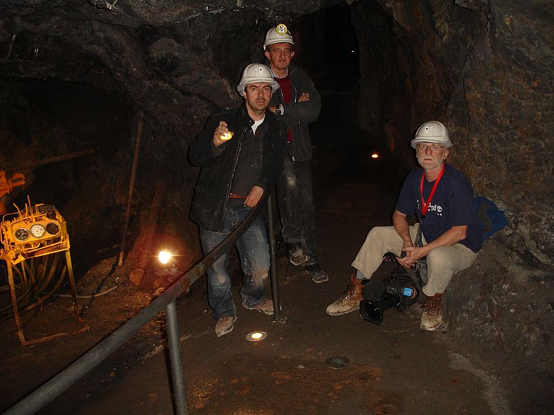Realización, imagen y sonido, al final de un largo turno en la mina