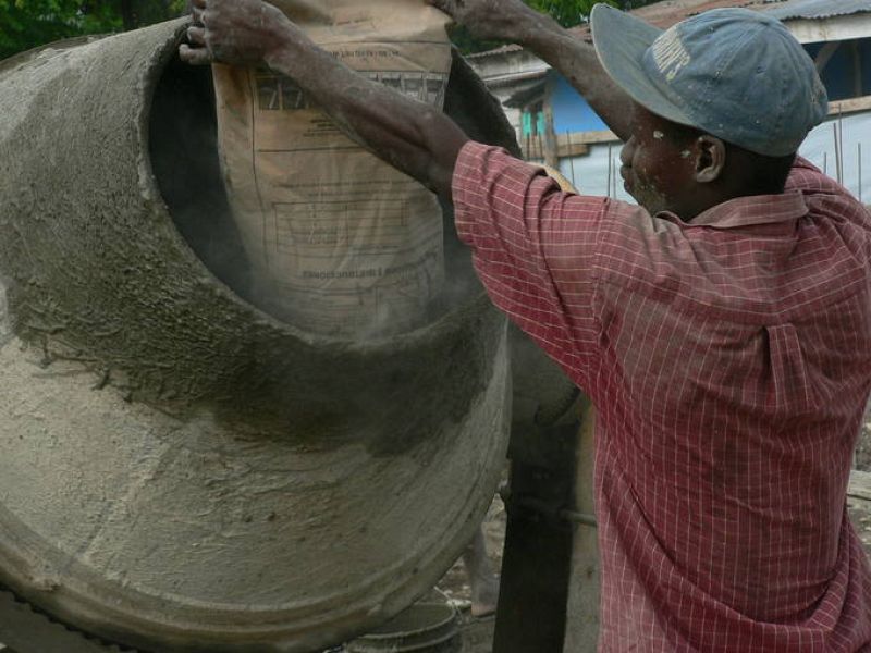 Poca reconstrucción