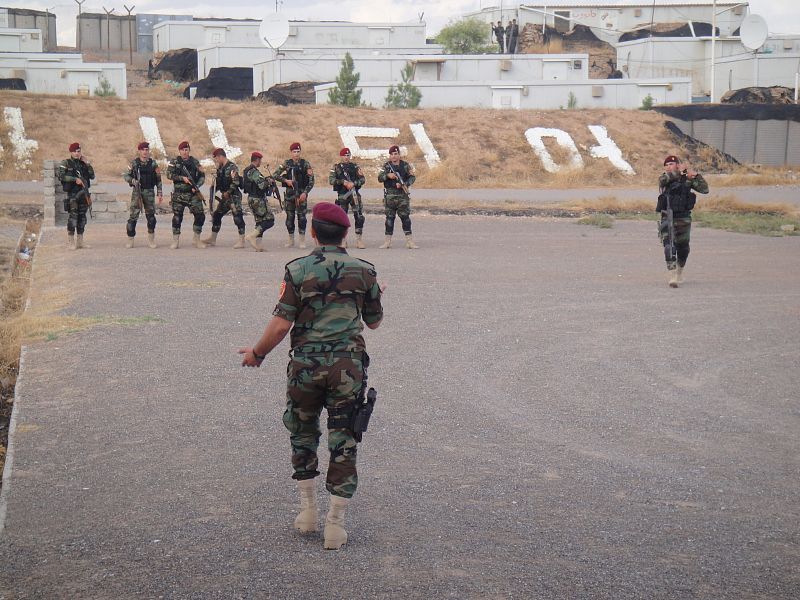 Entrenamiento de las fuerzas especiales kurdas de los antiguos peshmergas