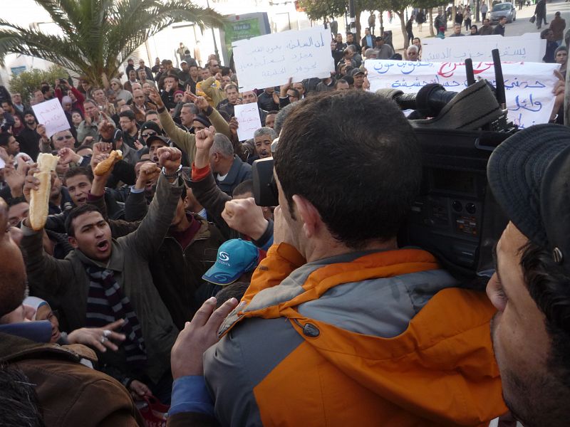 Protestas rechazando el nuevo gabinete de Gobierno