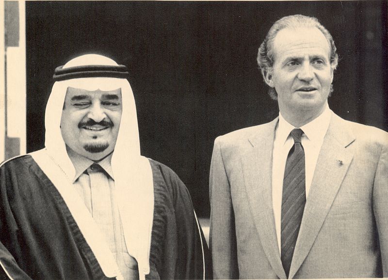 El monarca español junto al rey Fahd de Arabia Saudí