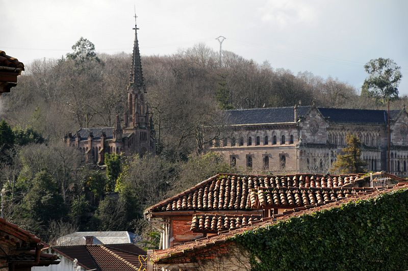 Tejados de Comillas para 'Primos'