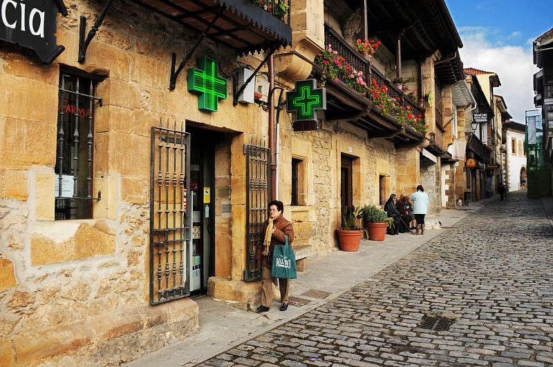 La típica farmacia de pueblo, esto, de localidad
