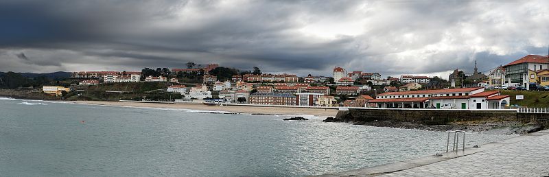 Desde el puerto de Comillas