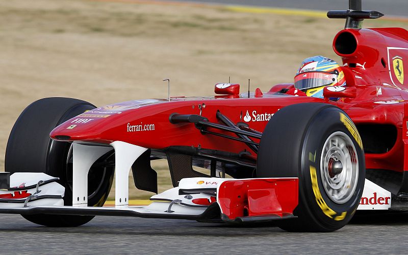 El Ferrari de Fernando Alonso, el F150, para el curso 2011, ya calienta motores.
