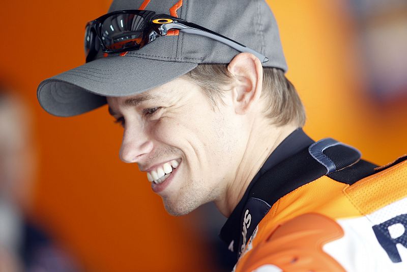 Casey Stoner sonríe.