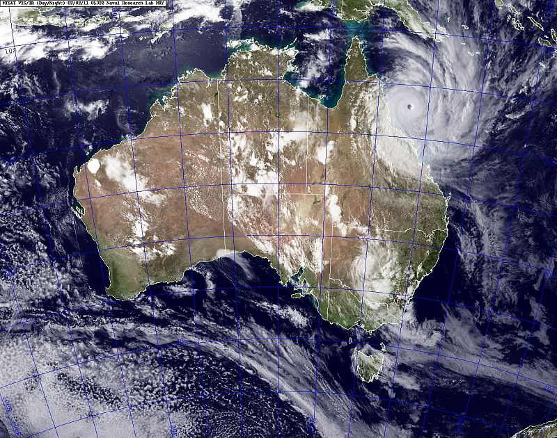 Esta imagen de satélite muestra cómo se ve el ciclón Yasi frente a las costas de Australia