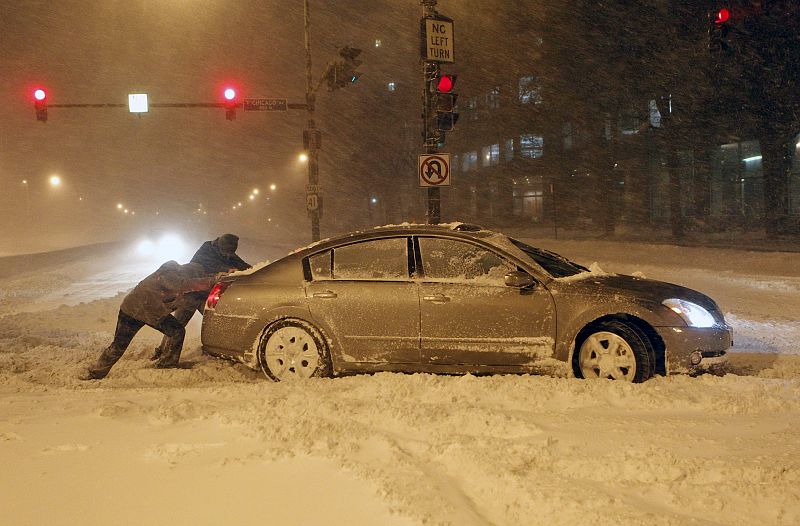 TORMENTA DE NIEVE Y HIELO