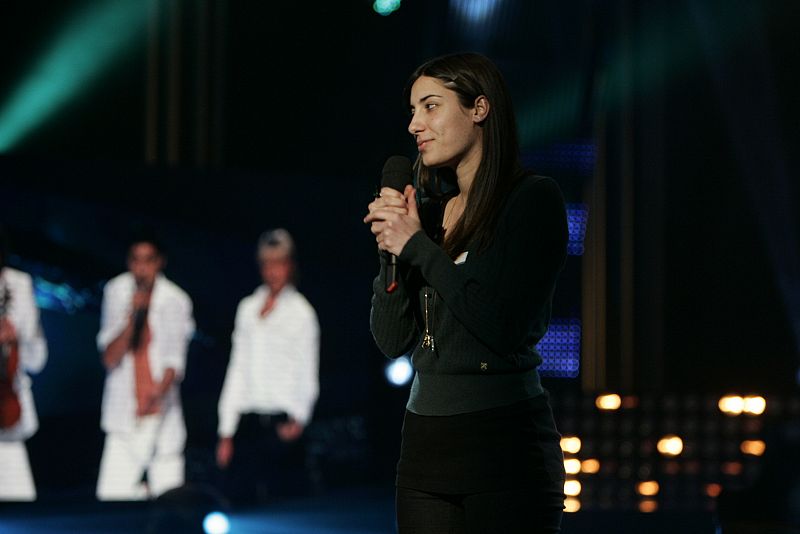 Mónica Guech canta 'Believe' de Dima Bilan