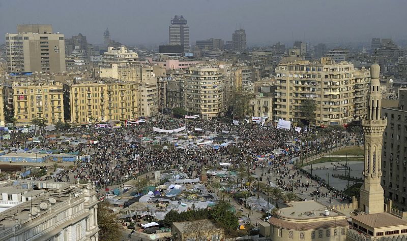 Manifestantes en la plaza Tahrir en El Cairo