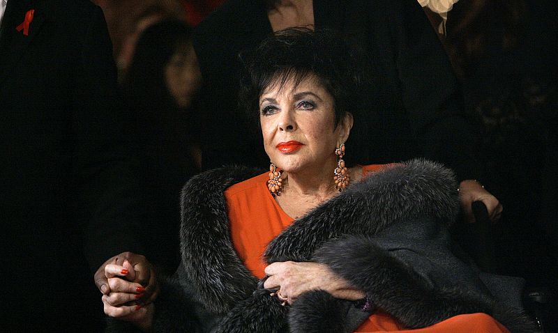 Imagen de archivo de Elizabeth Taylor el 1 de diciembre de 2007 en Los Ángeles.