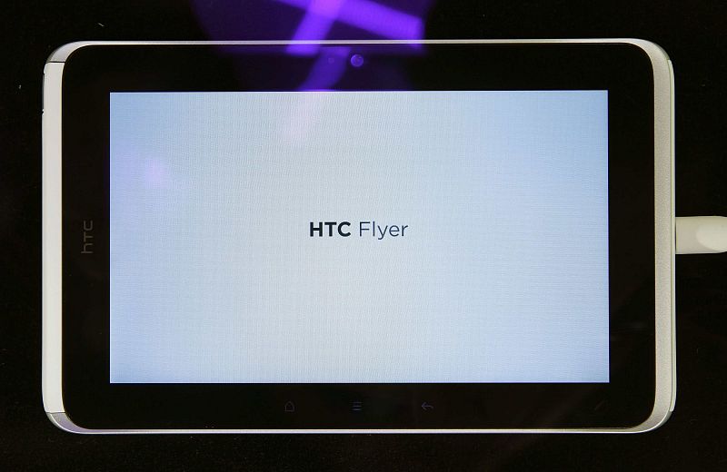 La nueva tablet de HTC, denominada Flyer, ha despertado mucho interés en el 'Mobile World Congresse'