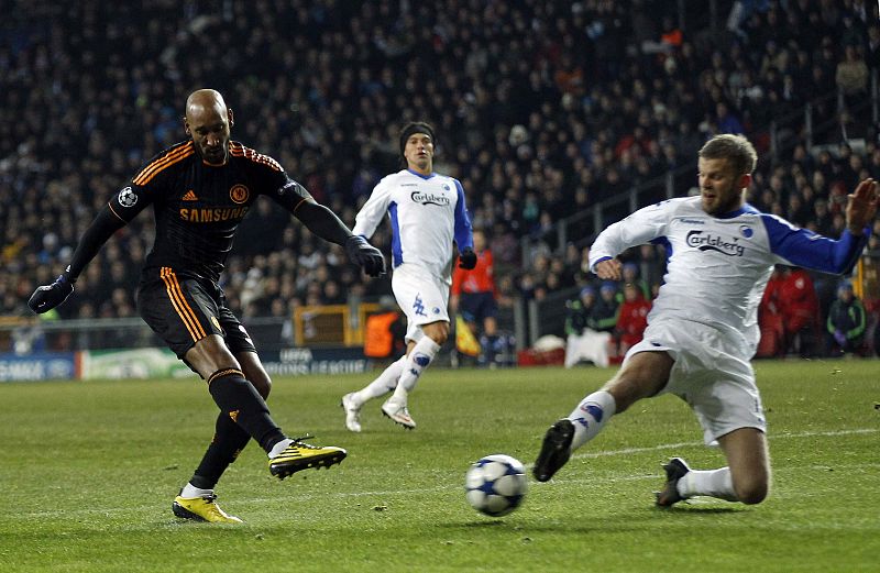 Chelsea's Anelka scores against FC Copenhagen during their Champions League soccer match at Parken stadium in Copenhagen